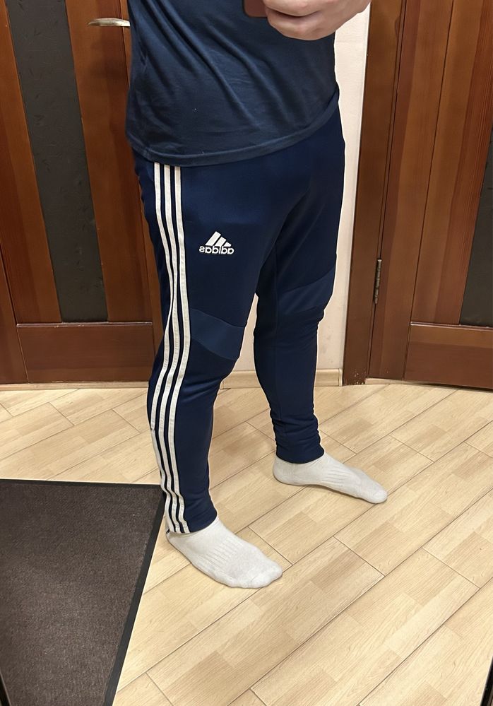 Штани Adidas розмір М