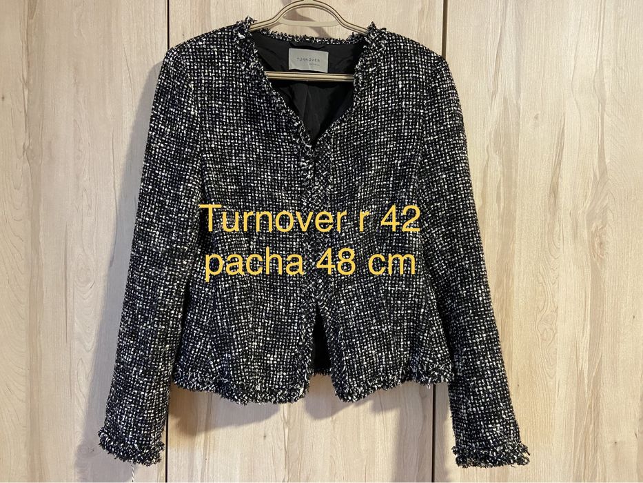 Turnover r 42 damskii żakiet czarny z biała nitką elegancki Vintage we