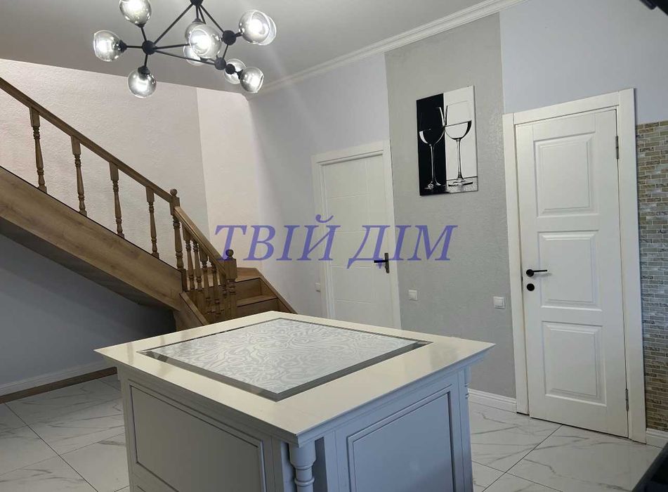 Продам будинок м.Бориспіль