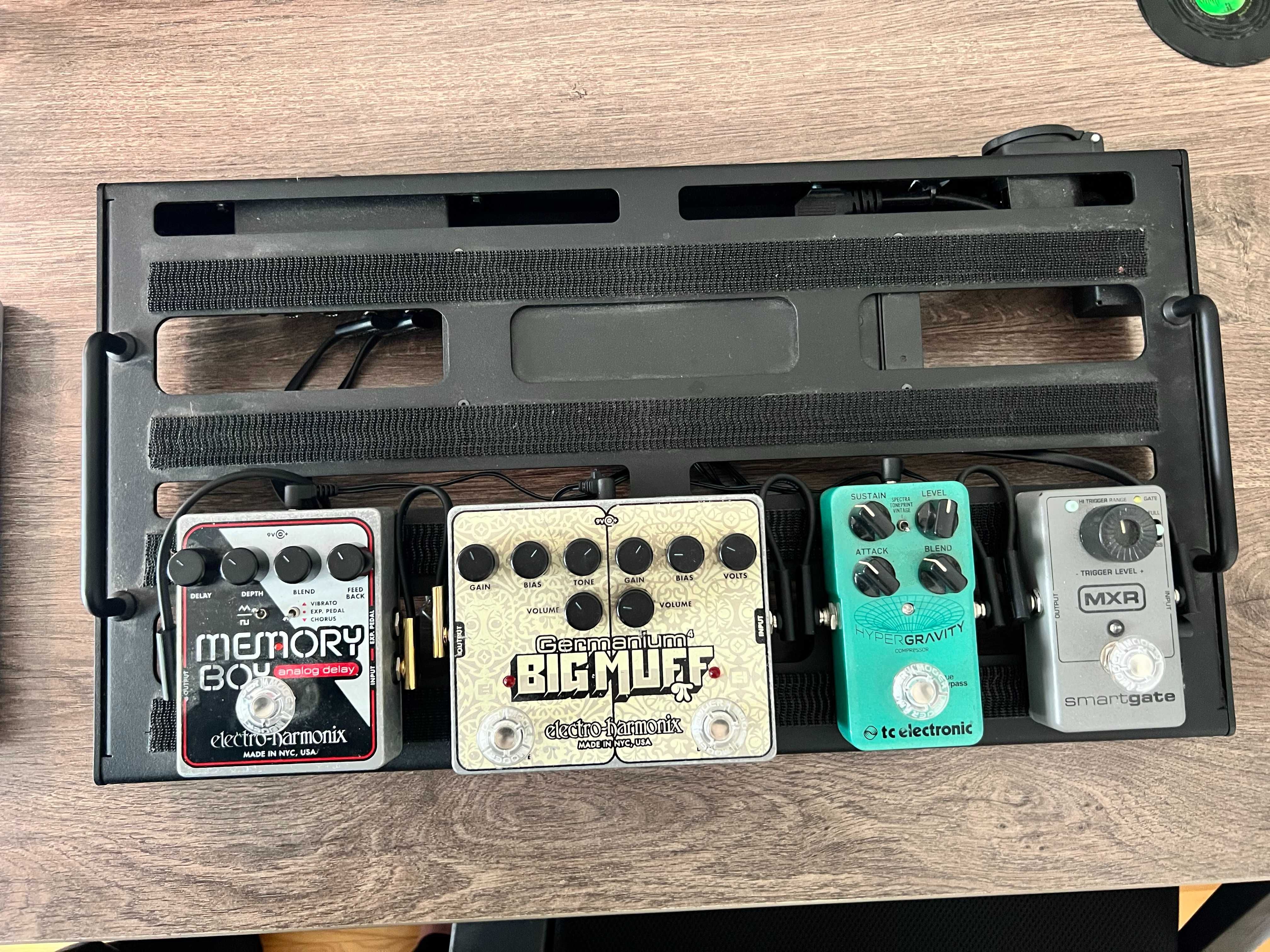 Педалборд Volcano Power з педалями MXR, TC Electronic, EHX