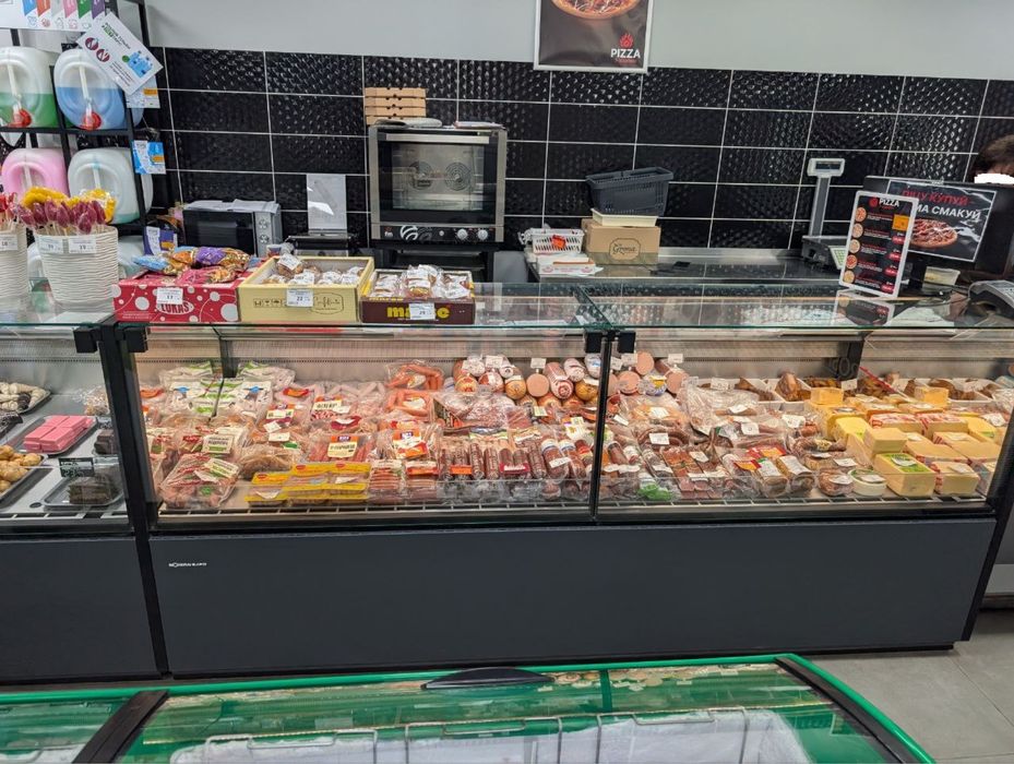 Холодильна вітрина