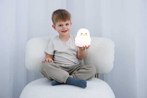 Silikonowa lampka nocna-Pingwin- świeci w 8 kolorach