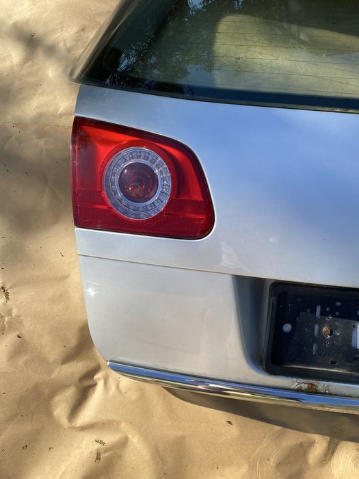 Klapa tylna bagażnika Passat b6 kombi LA7W