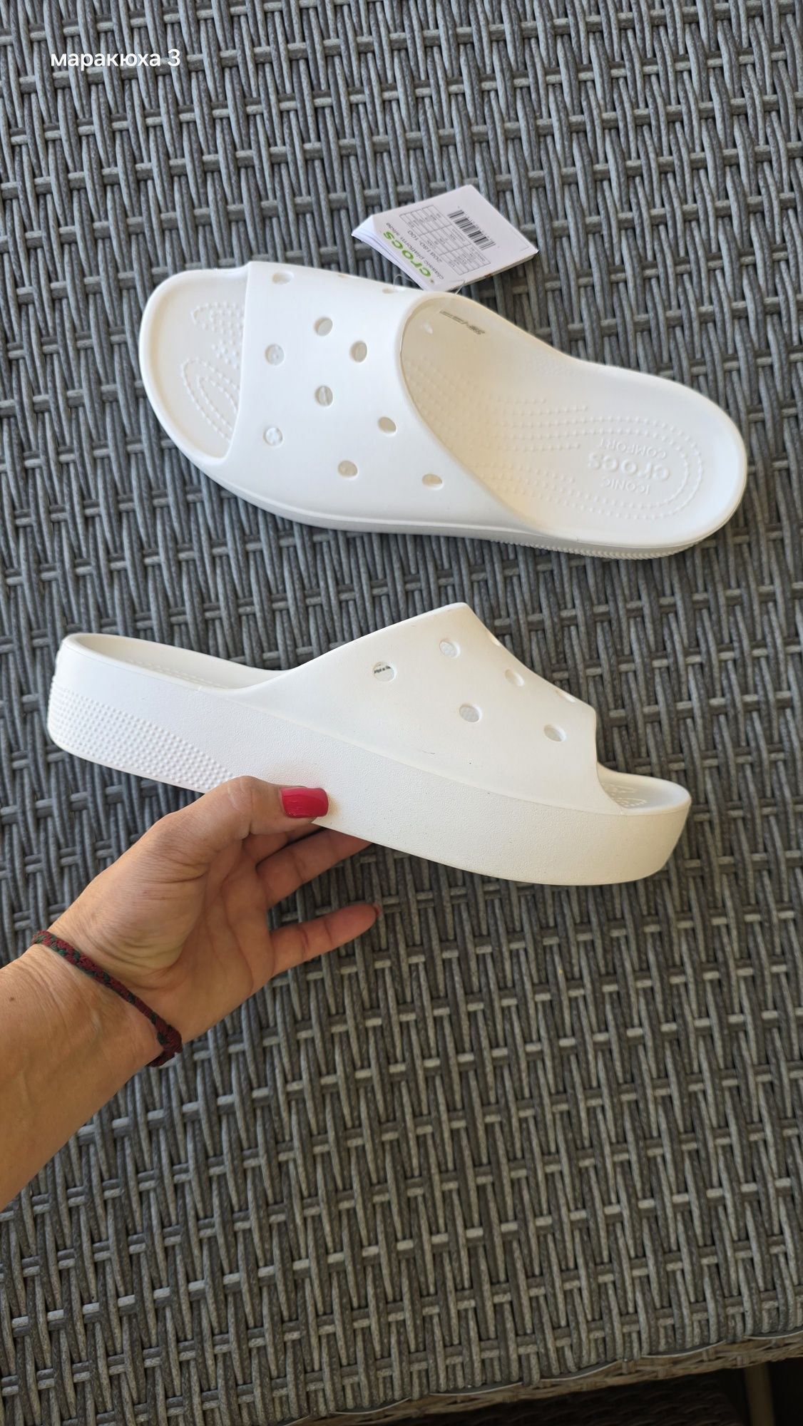 Жіночі шльопанці Crocs Classic Platform Slide 208180-411женские цвет