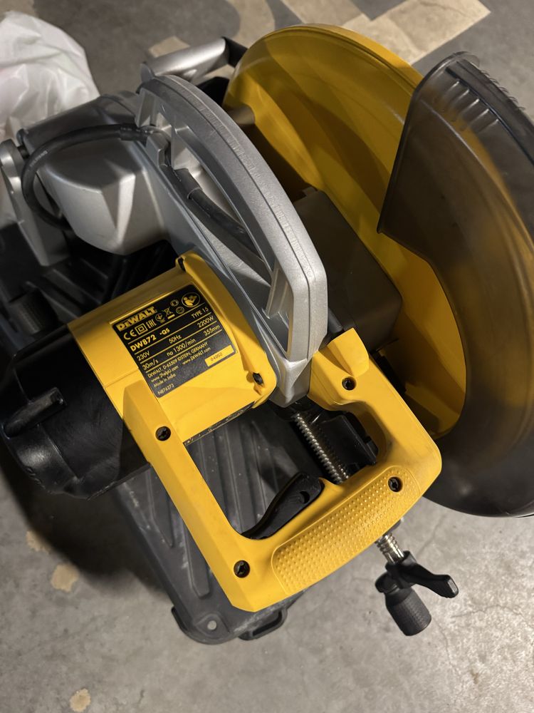 Piła do metalu Dewalt DW872
