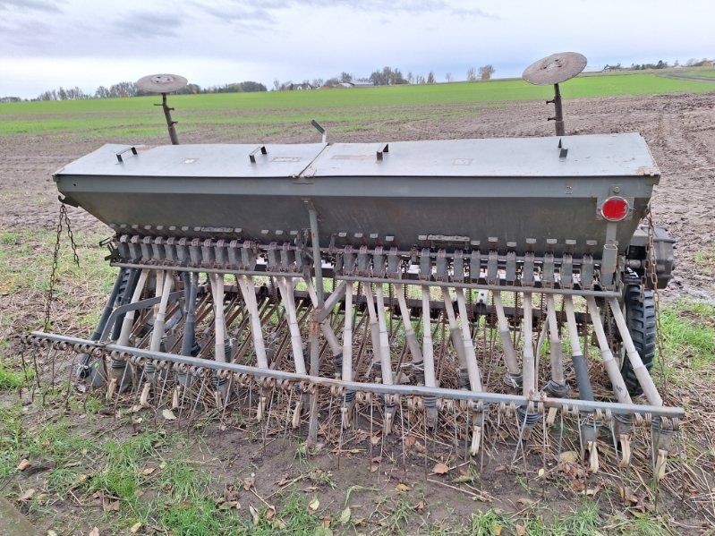 Siewnik Poznaniak, Pług Unia Ibis