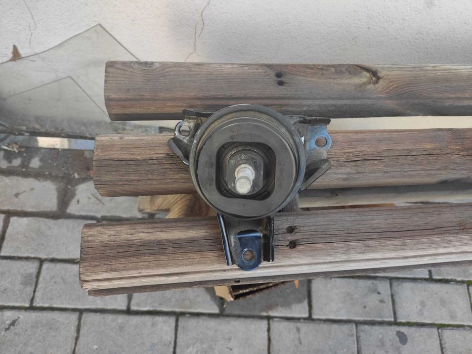 Подушка двигателя гелевая hyundai sonata nf 2009