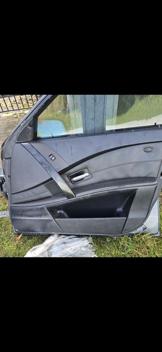 Boczek boczki tapicerka kpl bmw e61 skora.
