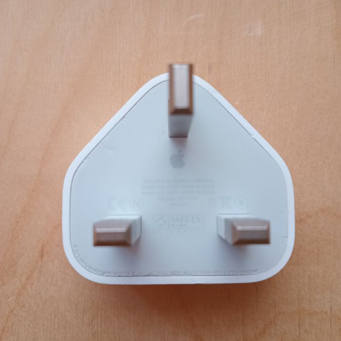 Оригинальное сетевое зарядное Apple USB адаптер