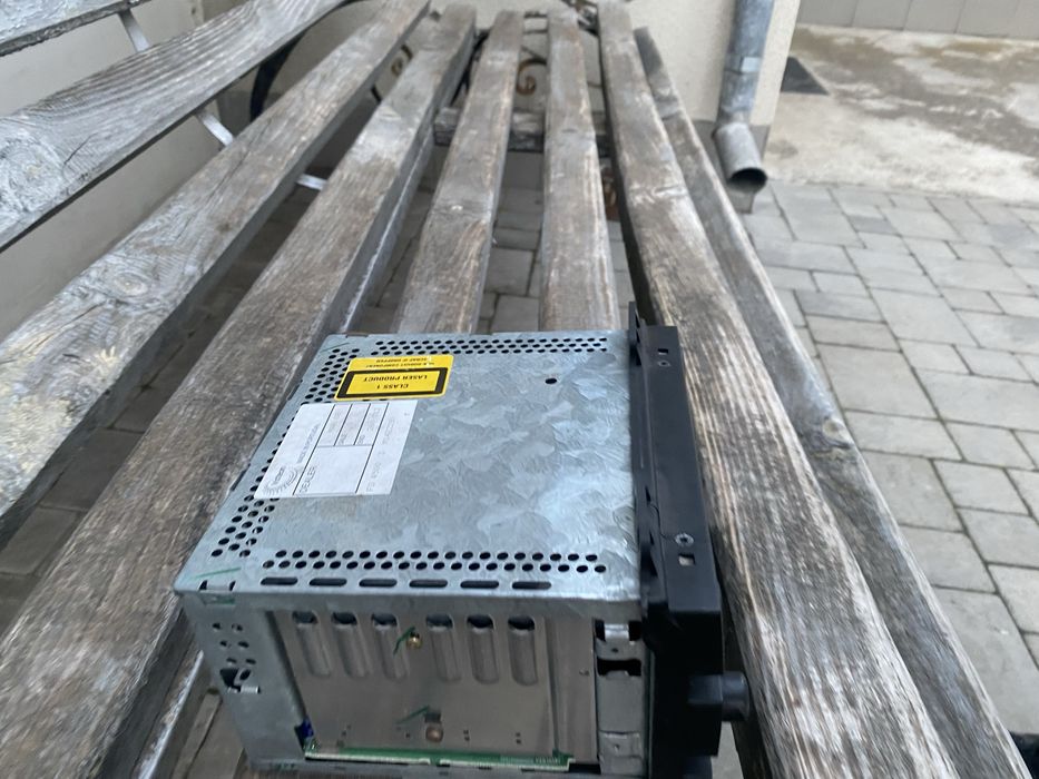 Продам автомагнітолу