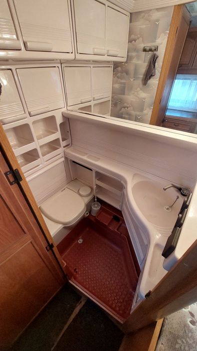 Будинок на колесах, кемпінг, Причіп  дача,караван