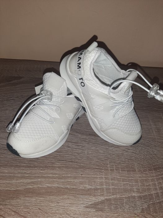 Красовки для дівчинки