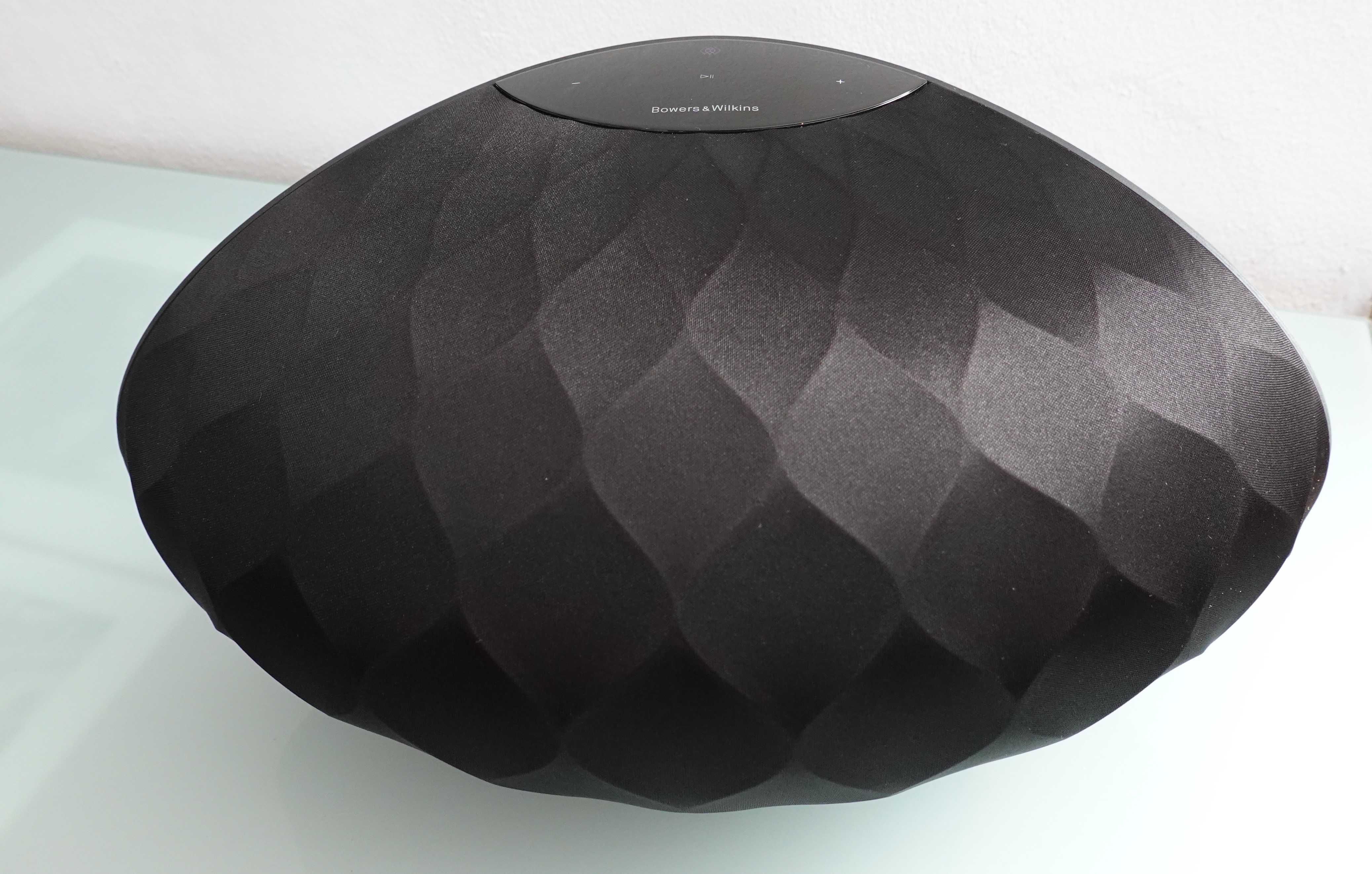 Bowers & wilkins formation wedge.