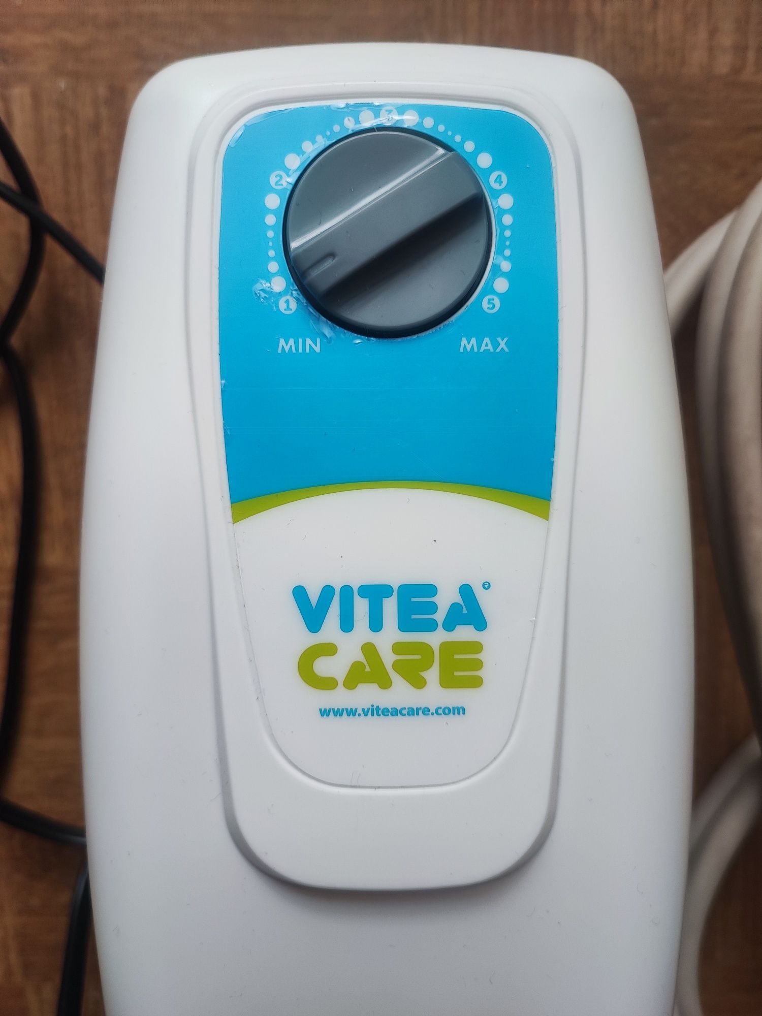 Vitea Care pompka pneumatyczna do materaca odleżynowego