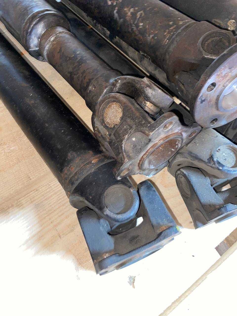 Передній кардан реставрований Nissan Navara D40 Pathfinder R51 05-14р.