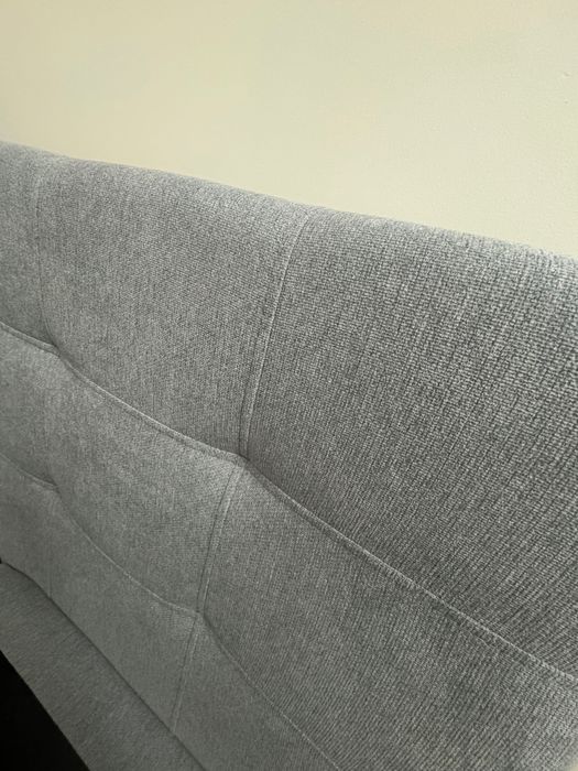 Łóżko z zagłówkiem szare stan idealny