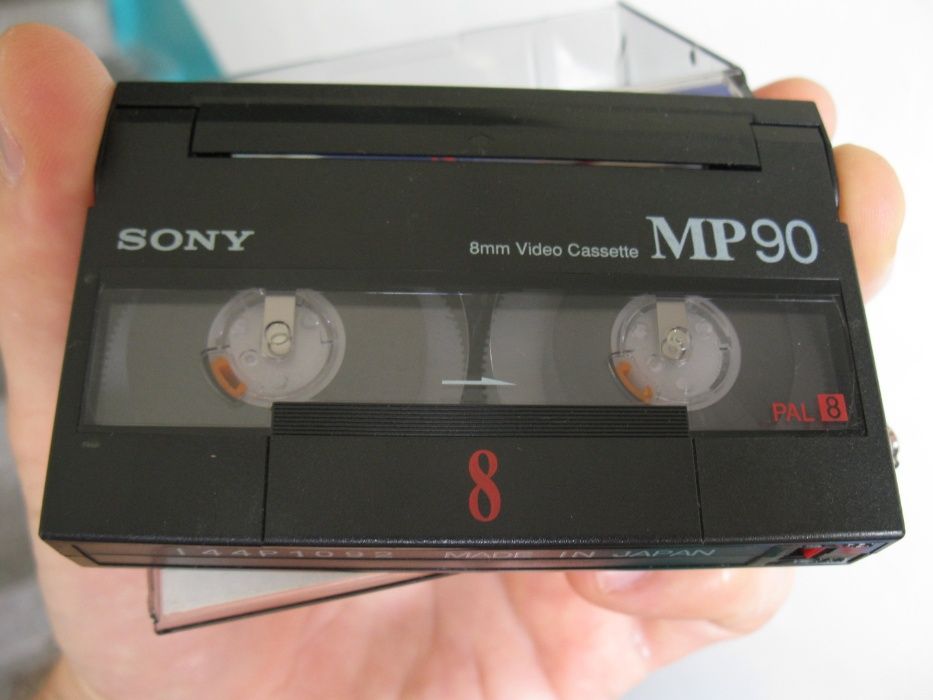 Видеокассеты 8 мм Sony 120 минут и 90 минут