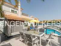 Moradia V4 com piscina em Faro