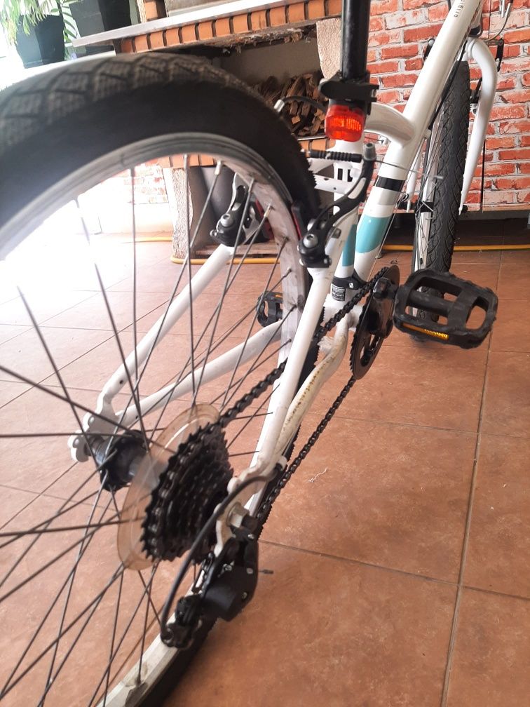 Bicicleta  BTWIN