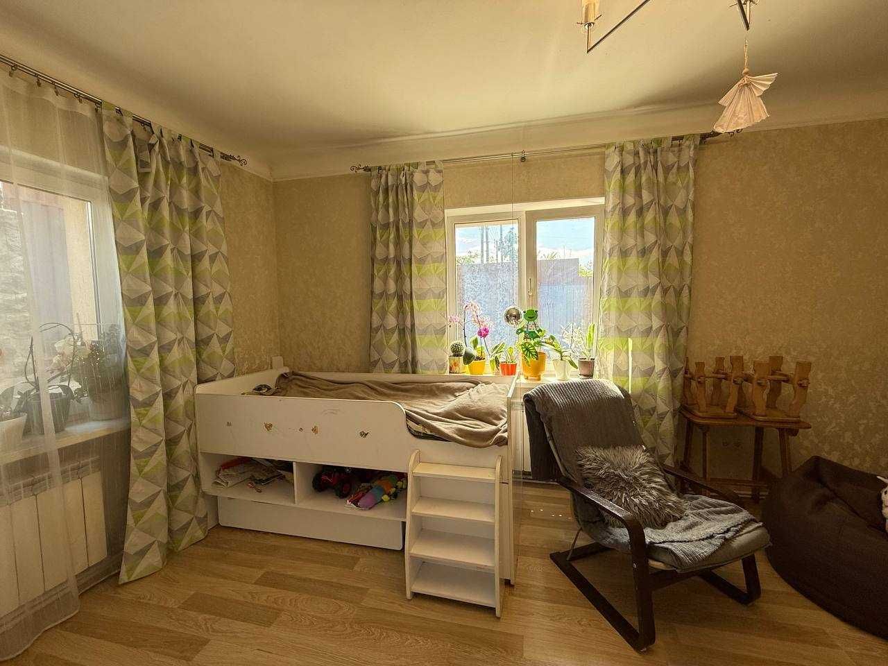 Продаж будинку з ремонтом, 3 кімнати, 16 соток. Держ. програми-ТАК.
