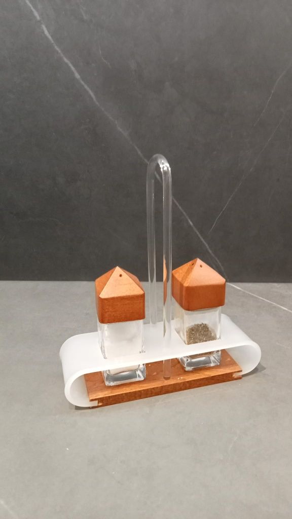 PRZYPRAWNIK z 2 pojemnikami szklanymi  Biesse, design włoski,drewno