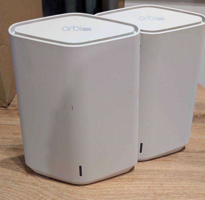 Mesh Orbi PRO Wifi 6 Router + satelita SXS30,SXR30