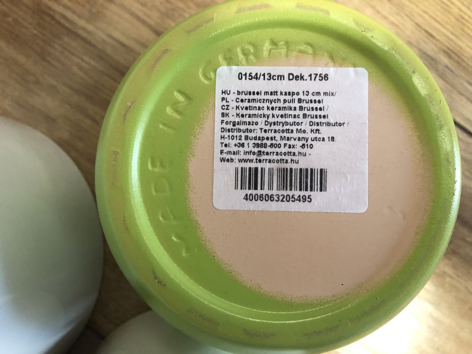 Zestaw doniczek 4 szt róźne rozmiary