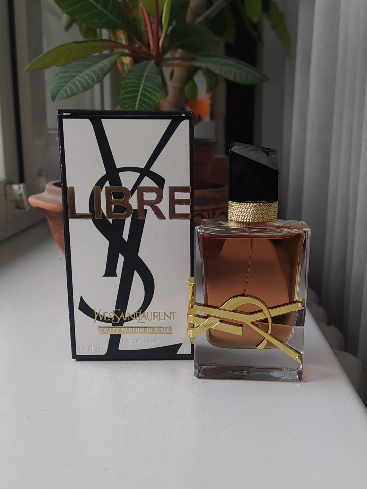 Парфюм женский Yves Saint Laurent Libre Intense.50мл