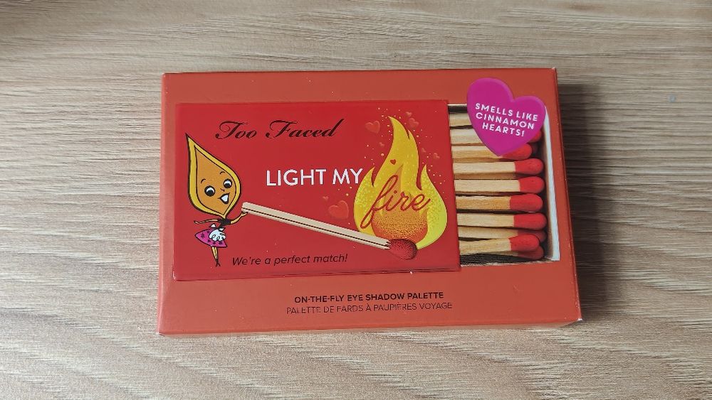 Top faced light my fire paleta cieni