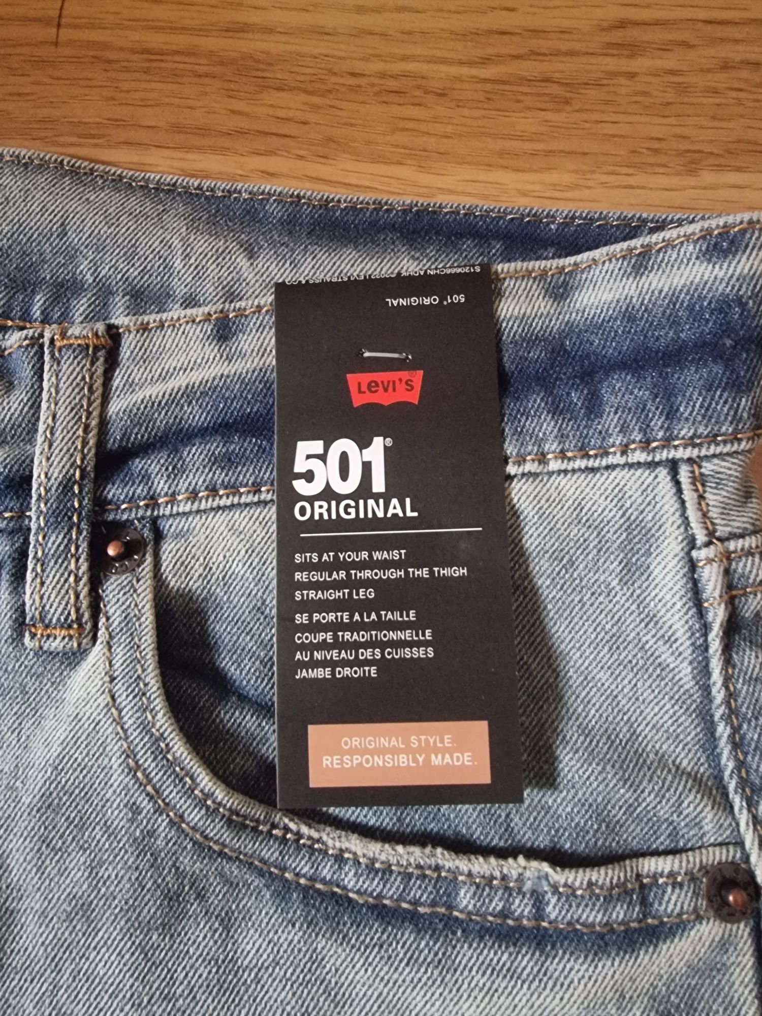 Spodnie jeansowe jasno niebieskie levis 501 W31 L32
