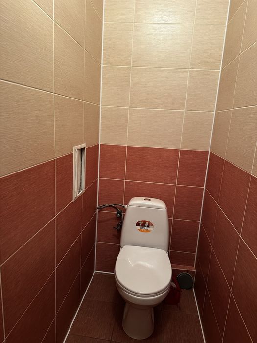 Продам 2 кімнатну в центрі вулиця Тичини