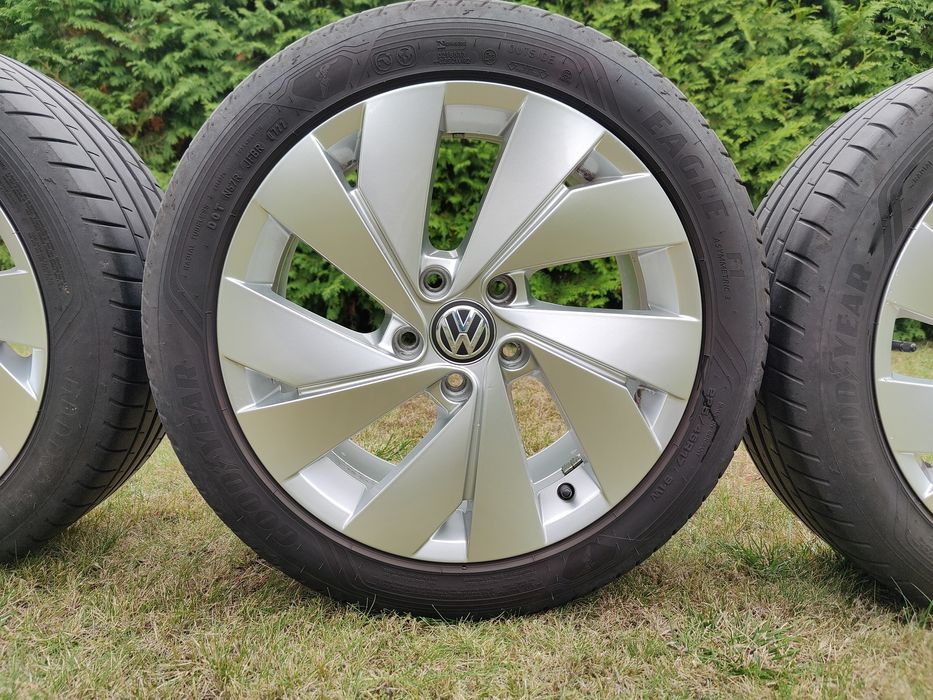 Koła felgi 17 cali Volkswagen VW golf opony Goodyear Eagle F1