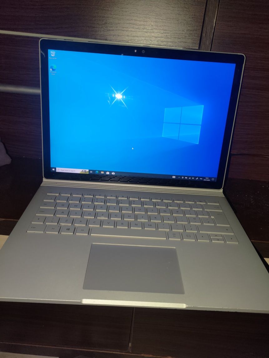 Latpot tablet Surface Book i7 6600u 16GB+512GB srebrny