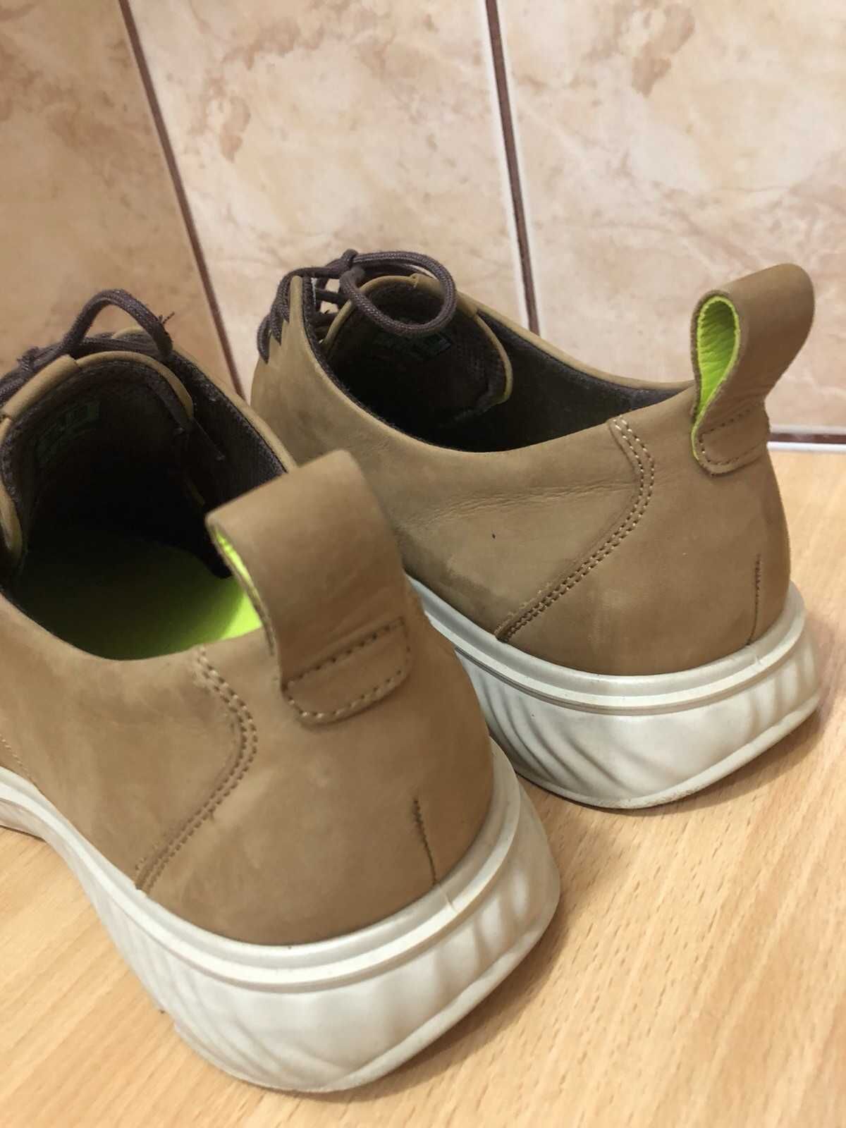 Кроссовки  ecco original, размер 42, 27.5 см
