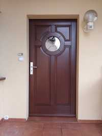Drzwi drewniane zewnętrzne  dębowe