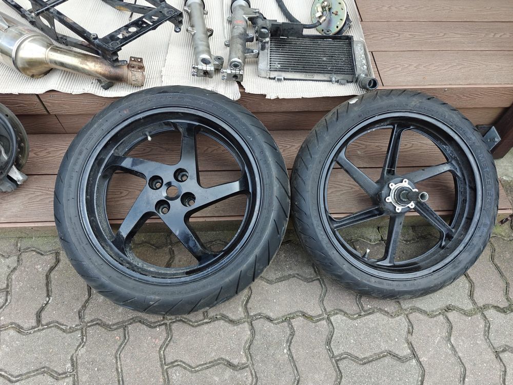 Honda vfr 800 rc46 kolo przod kolo tyl
