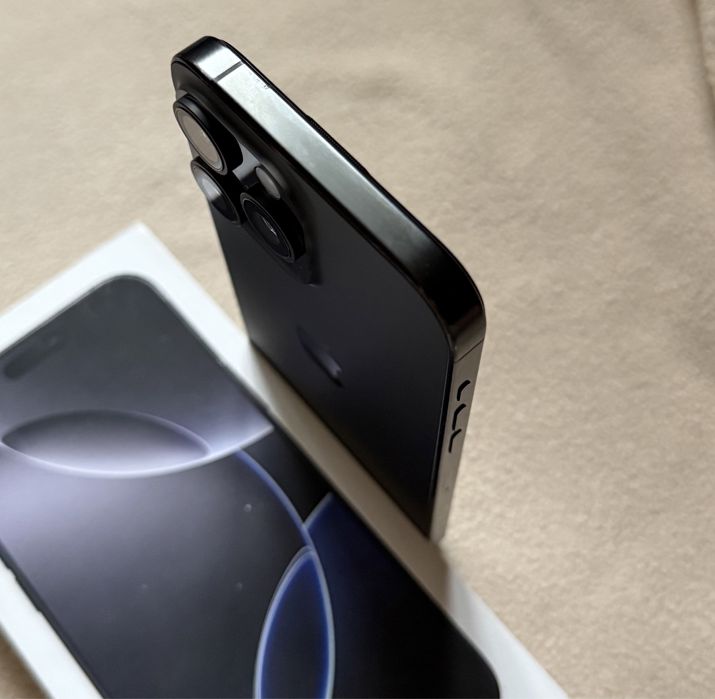 iPhone 16 Pro Max 512GB Black Titanium