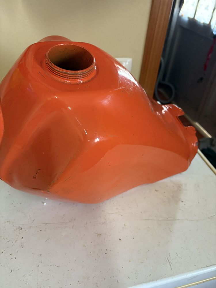Deposito de gasolina da yamaha dt125lc de 1986