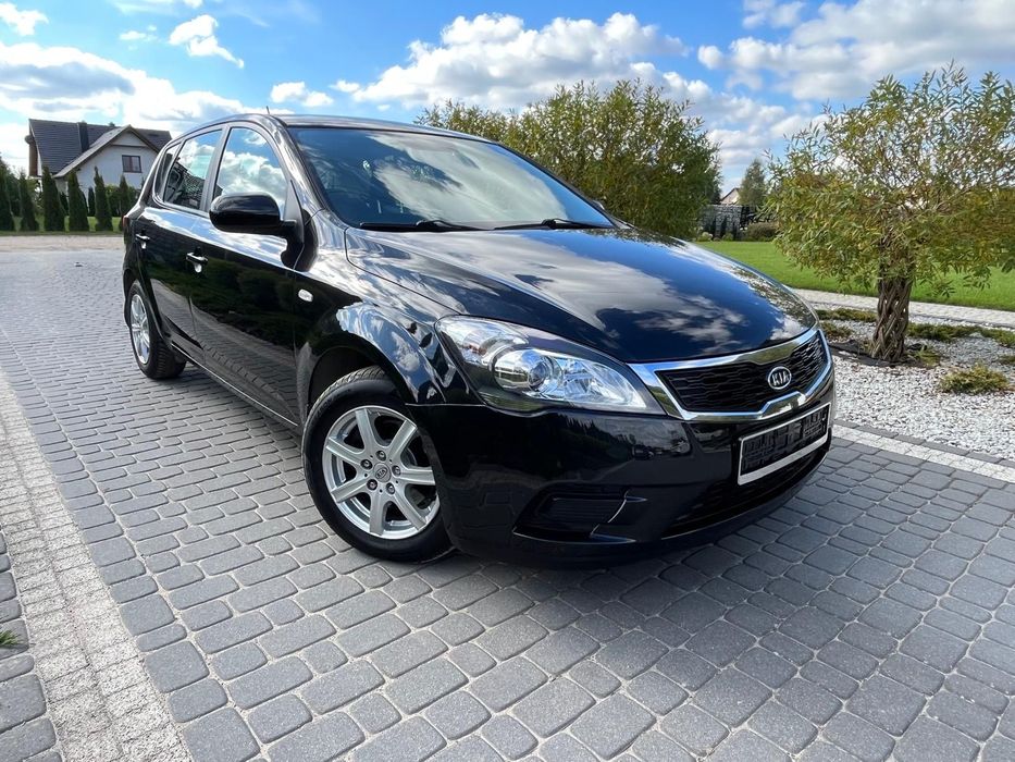 Kia Ceed Zadbany !!! Serwisowany !!!