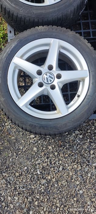 Felgi alu oryg VW 5x112 z oponami zima GoodYear 205/55 R16, 4szt
