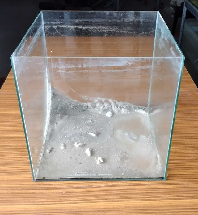 Akwarium typu kostka cube 40 litrów , 4 sztuki, stan bdb