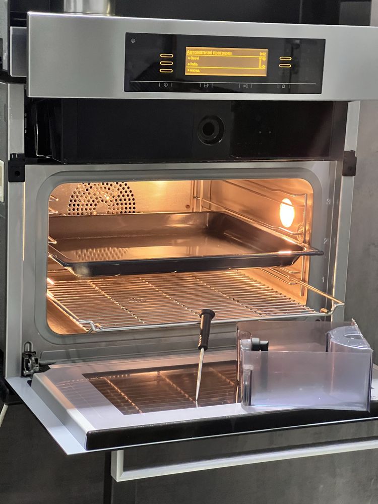 3в1 Комплект духовка-пароварка+кофемашина Miele DGC 5085 XL CVA 5060
