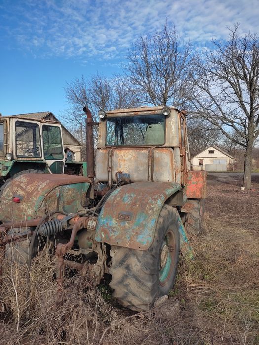 продам трактор т-150,целиком,или по запчастинам