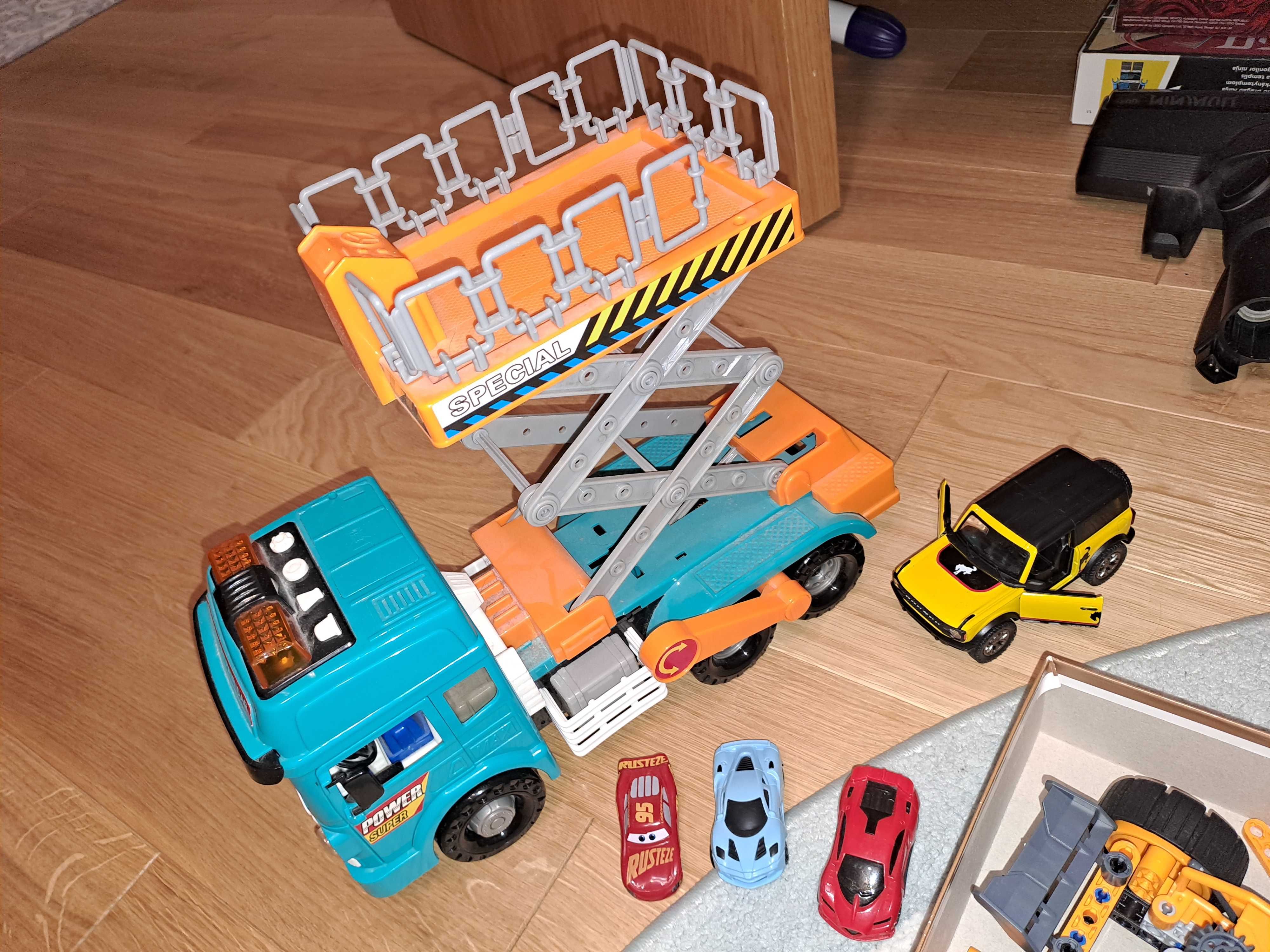 Pojazd ciężarówka, jeep, lego mechanics Łazik kosmiczny