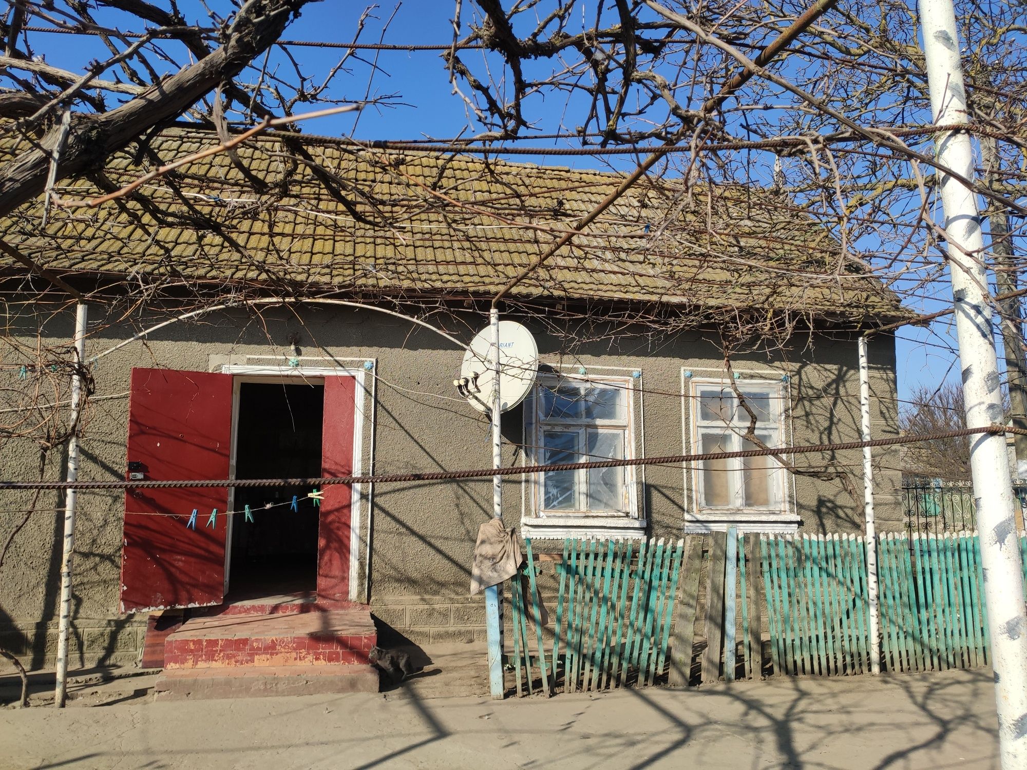 Продам дом с.Монашы Одесская область ул.Миру 146а