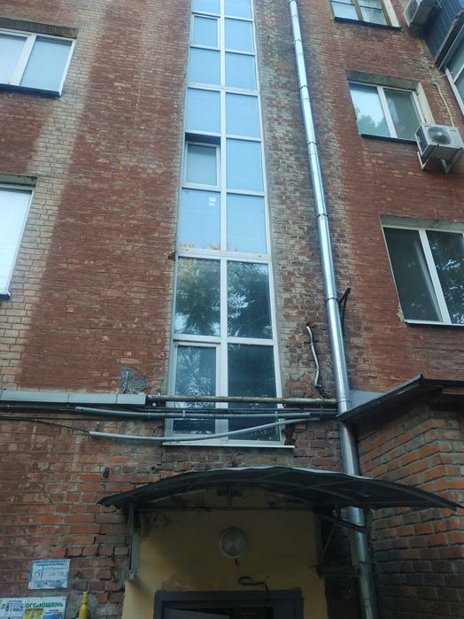 продам цокольное помещение 75 кв. полтаський шлях 175