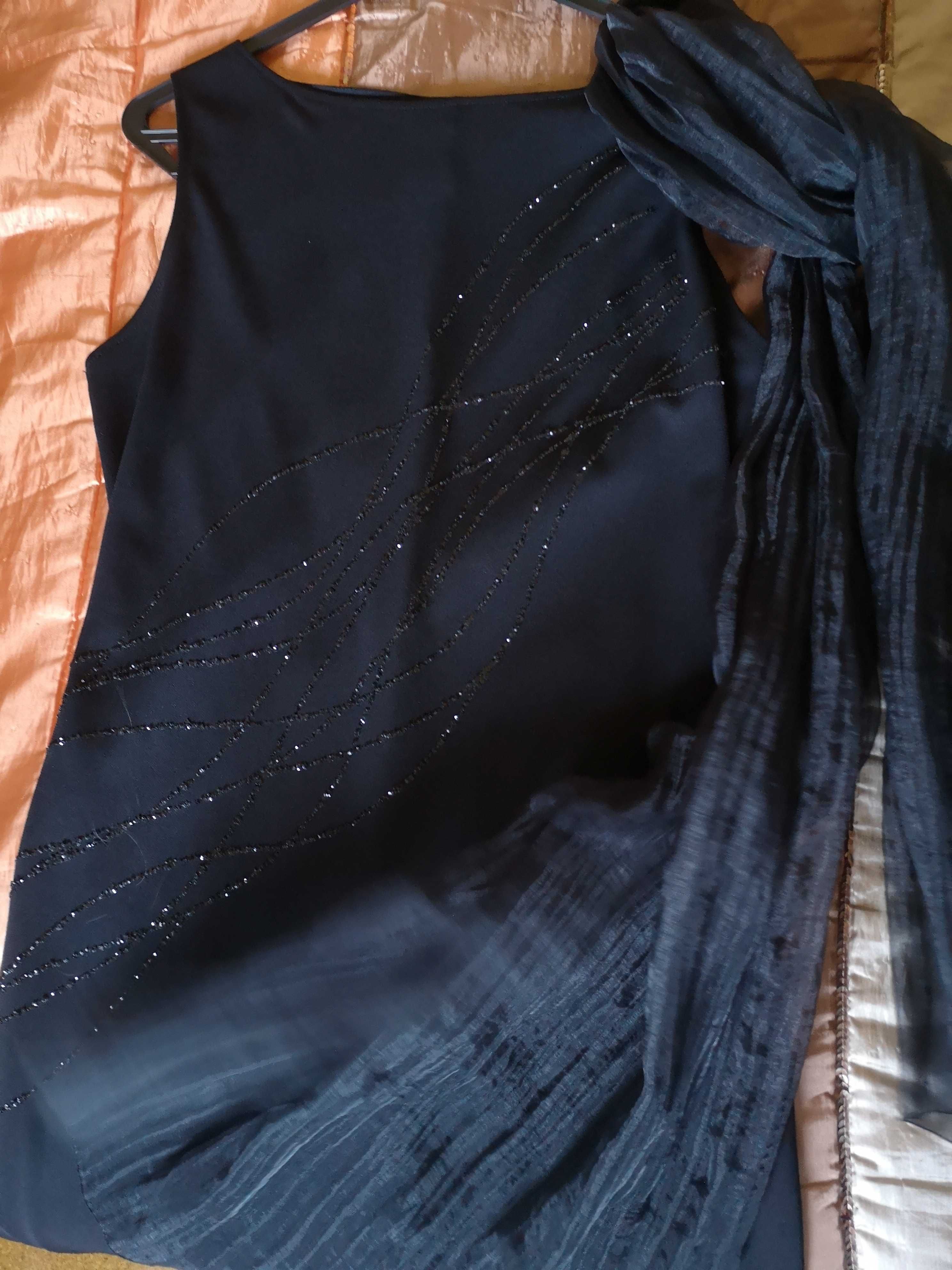 Vestido tubular preto ocasião cerimónia
