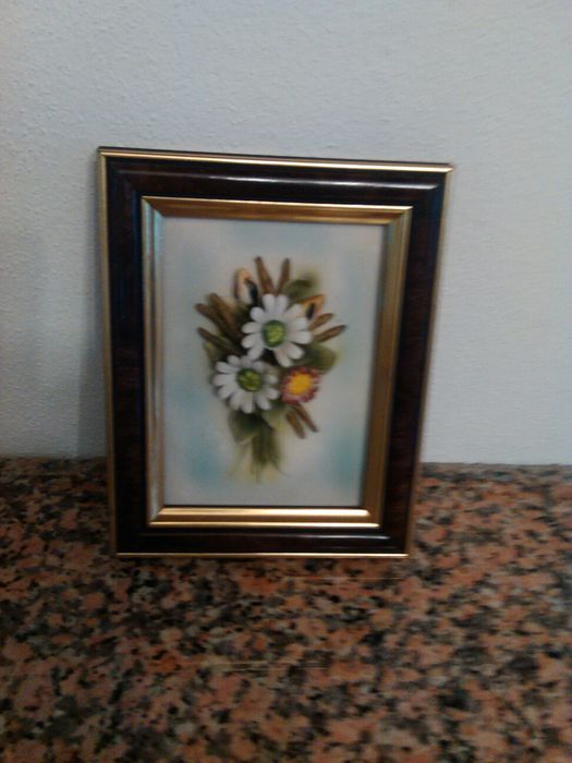 Quadros Italianos com flores em porcelana