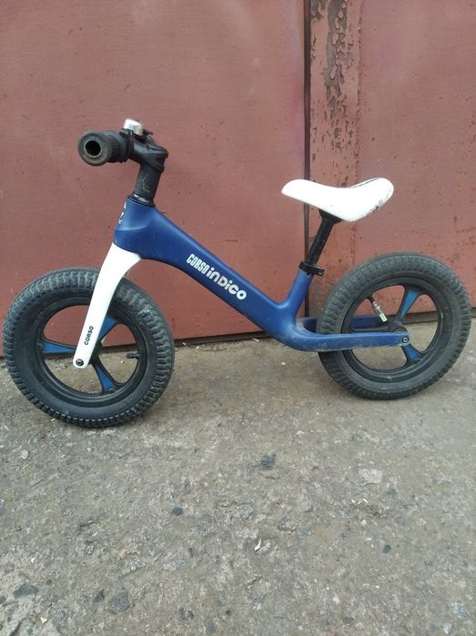 Детский беговел CORSO INDIGO