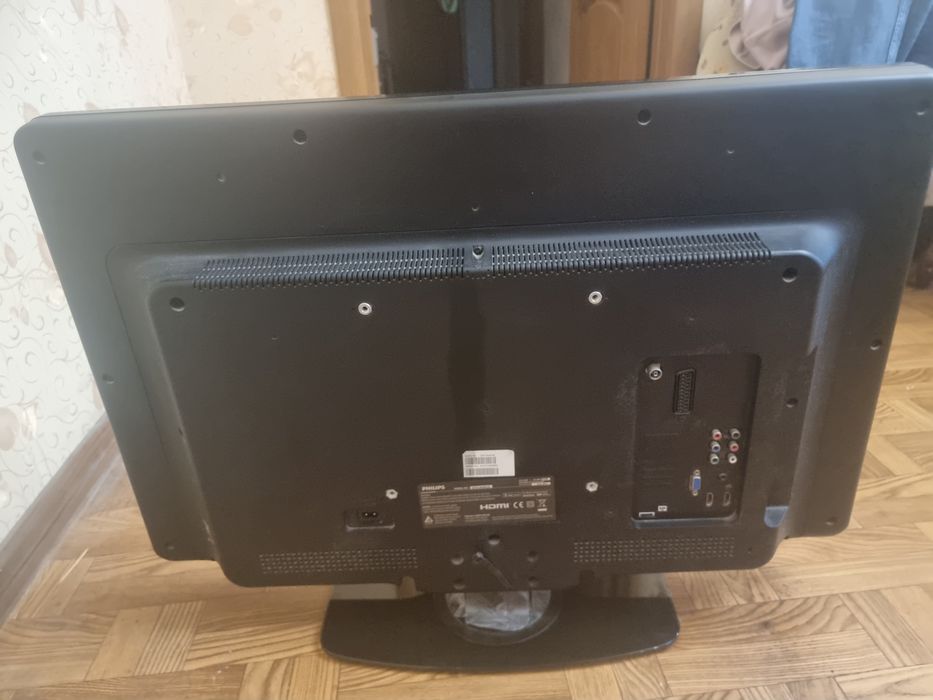 Продам телевізор Philips 32" 32PFL4606H/58